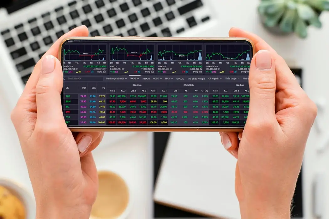 VN-Index tiếp tục có một ngày biến động mạnh
