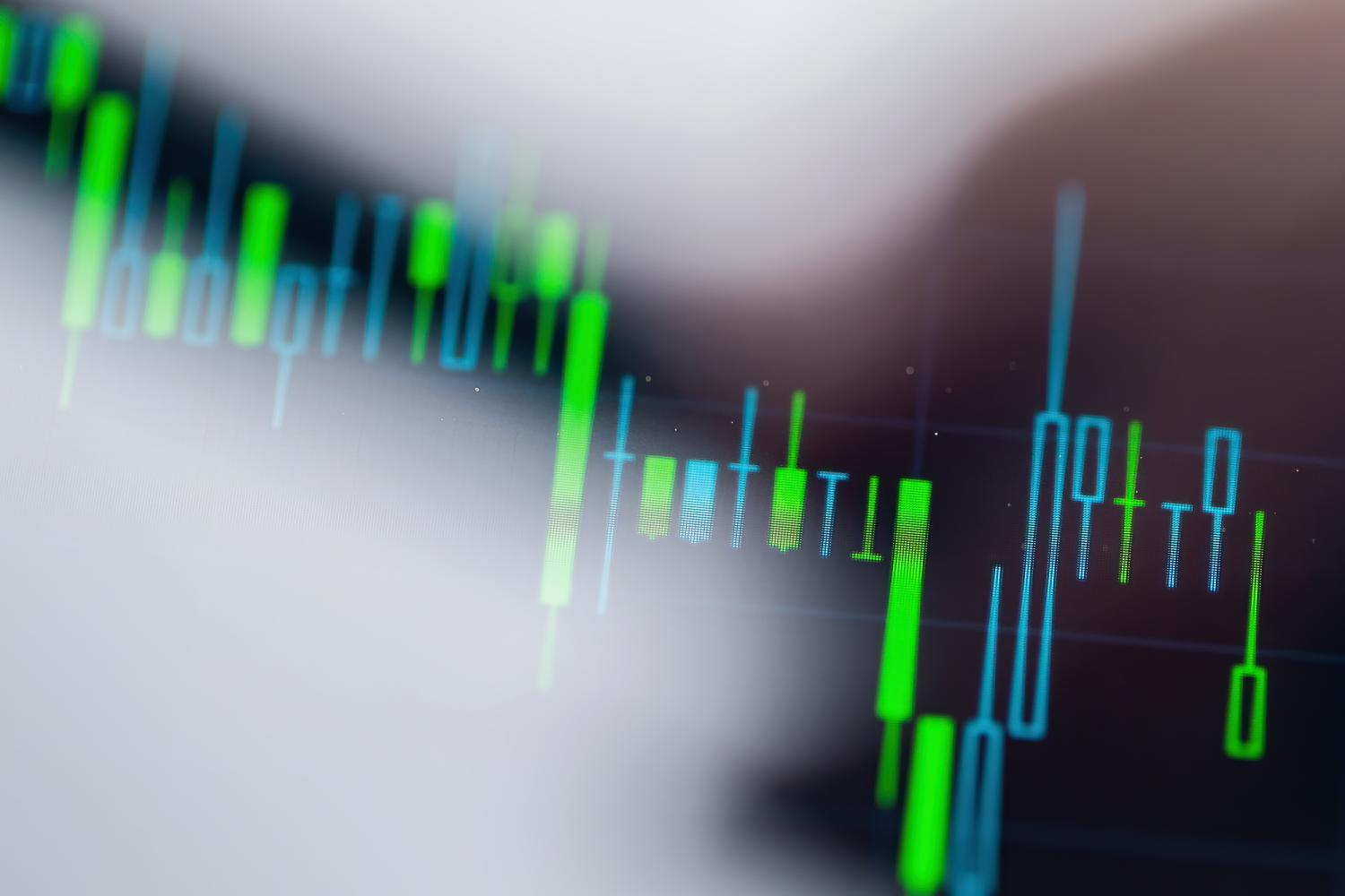 Một tuần VN-Index rung lắc quanh mốc 1.800