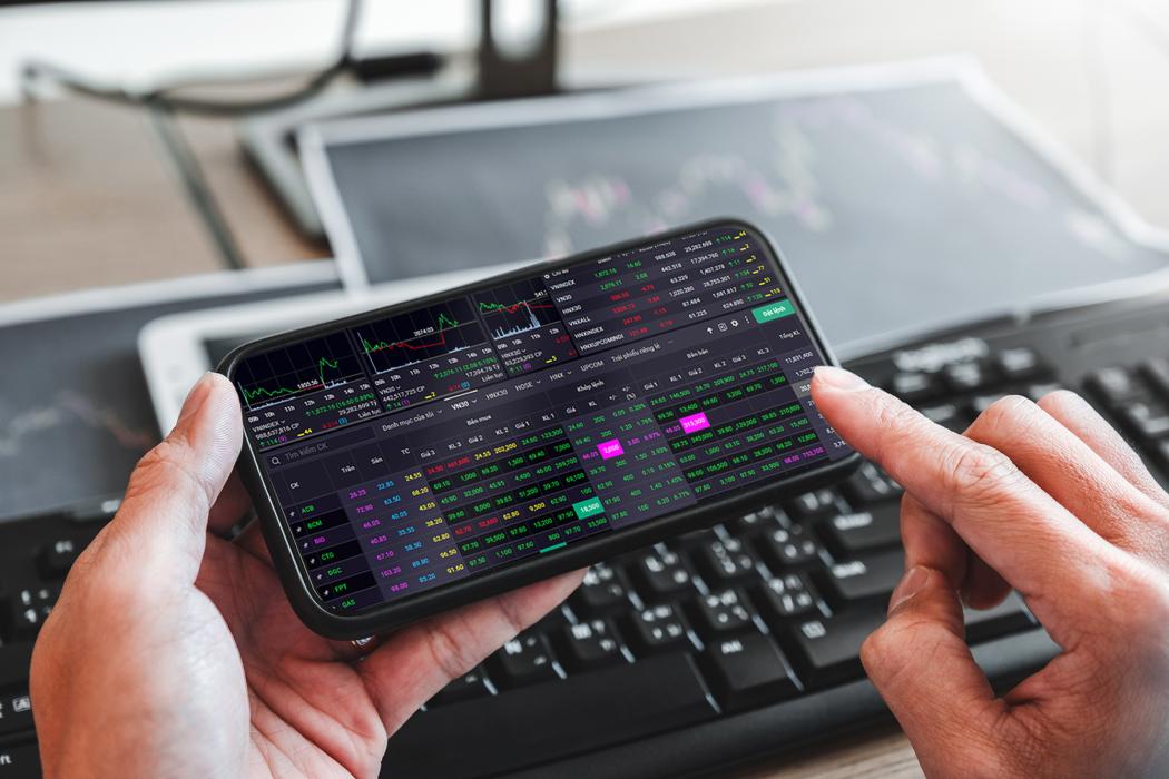 VN-Index lập đỉnh mới, áp lực chốt lời xuất hiện. Ảnh: Shutterstock 