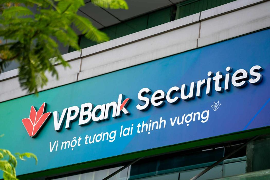 Chứng khoán VPBank công bố giá bán cổ phiếu IPO, định giá P/E 14,3