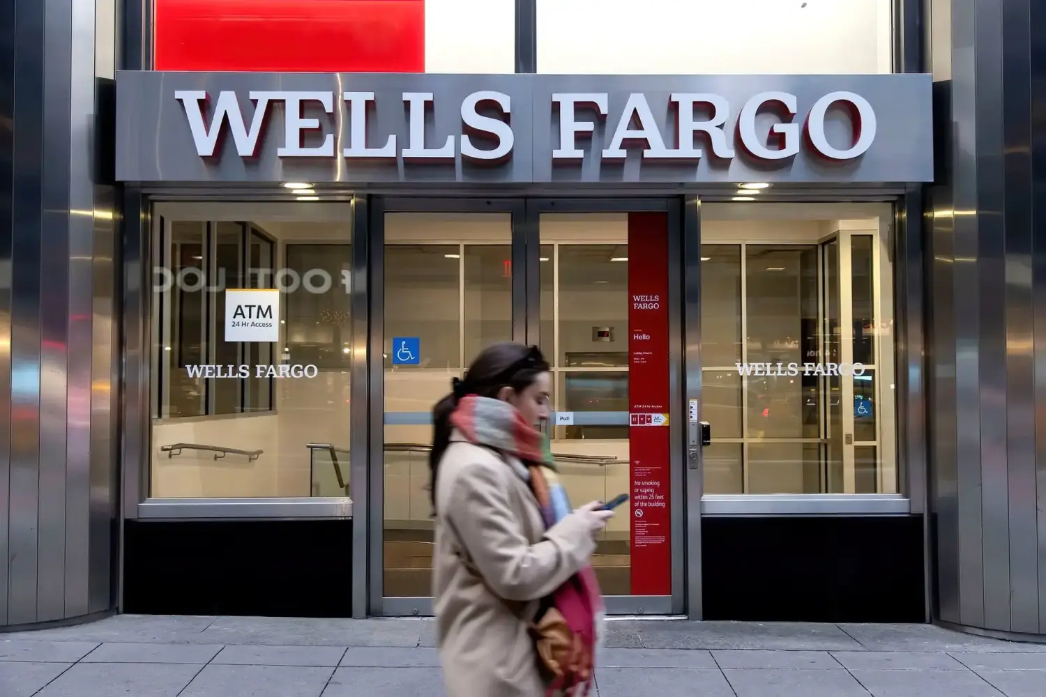 Trung Quốc điều tra hình sự một lãnh đạo cấp cao của Wells Fargo