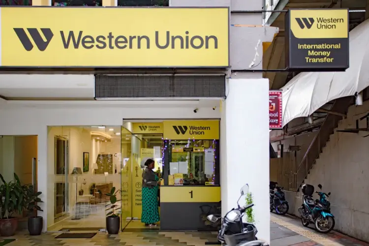 Western Union ở Kuala Lumpur Ảnh: Samsul Said/Bloomberg