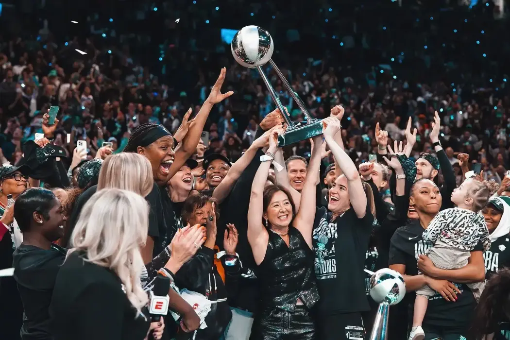 New York Liberty, Clara Wu Tsai và thương hiệu thể thao nữ đầu tiên trị giá một tỉ đô la