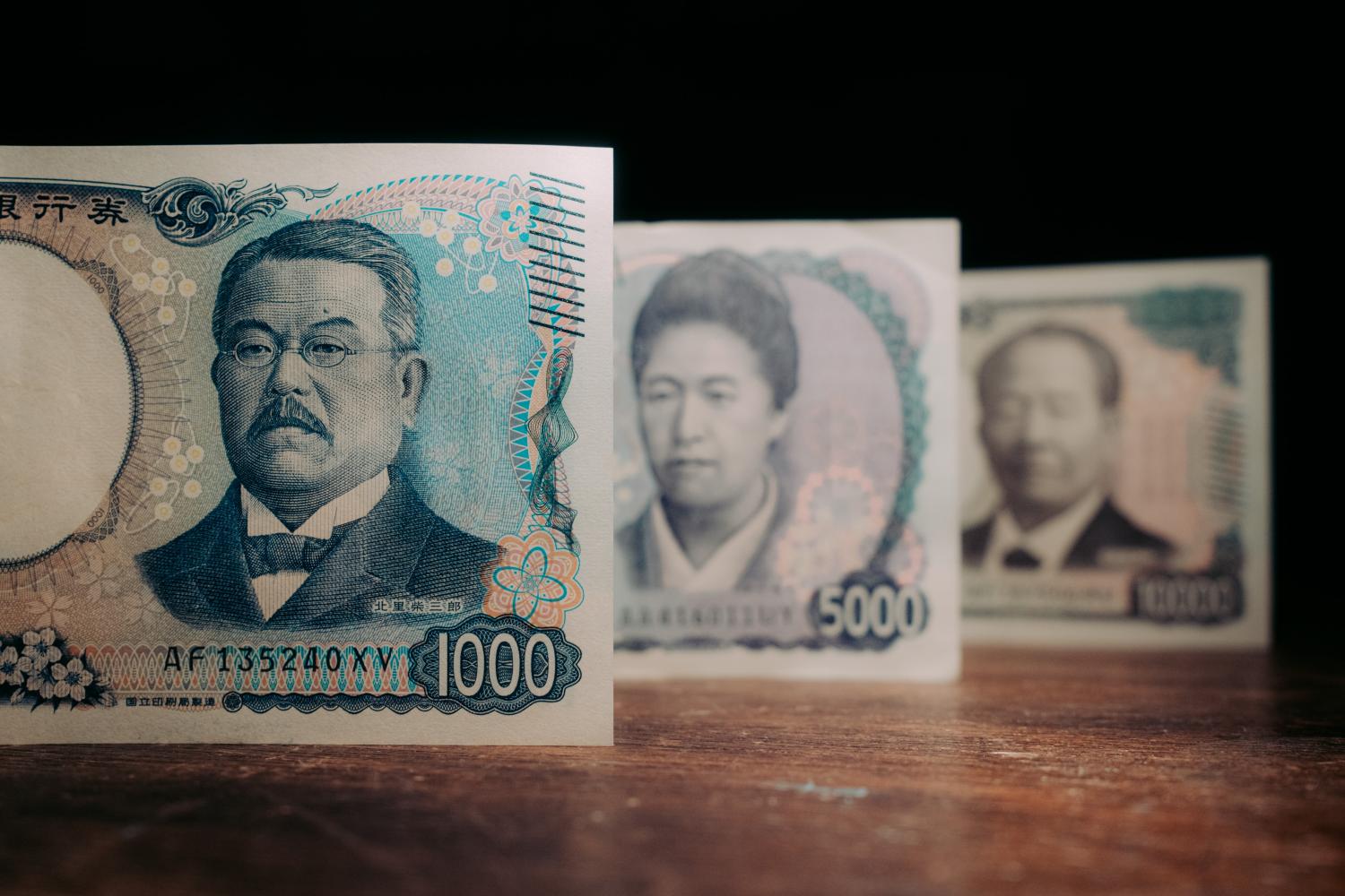 Nhà đầu tư nhỏ lẻ Nhật Bản tăng cường bán khống, đi ngược đà tăng giá của đồng Yen