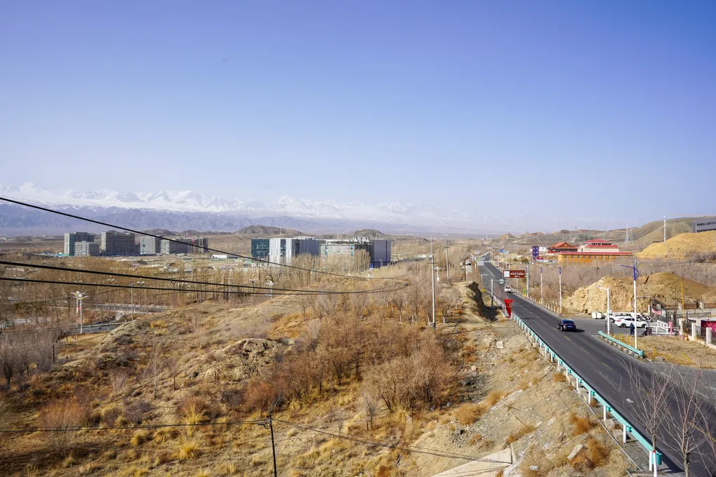 Yiwu Andvanced Computer cluster zhejiang Anh James MaygerBloomberg