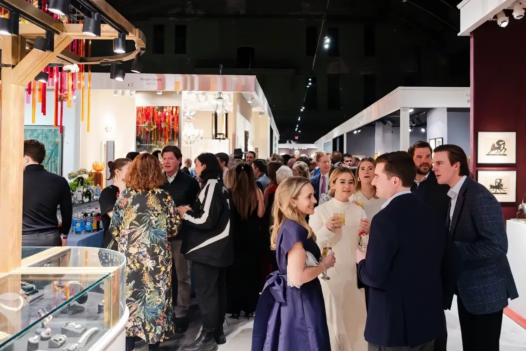 Đêm Young Collectors tại Winter Show, New York. Hình ảnh: Liz Ligon 