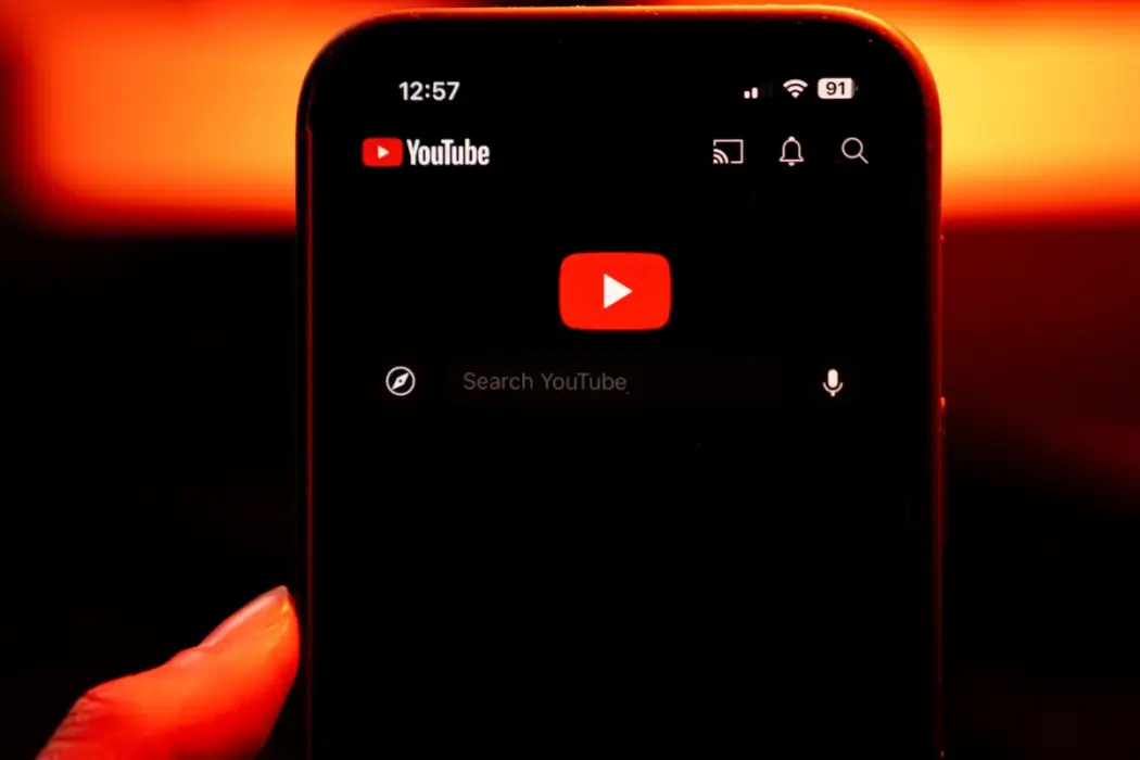 FTC Mỹ điều tra YouTube về chính sách mạng xã hội